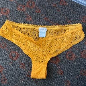 Sézane & YSE Marthe panty in Saffron, NWOT
